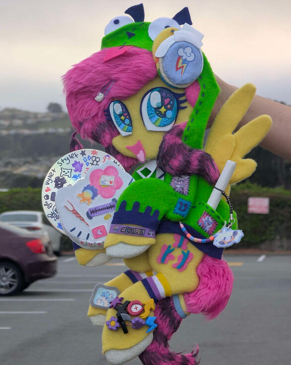 Fluttgirshy, multimedia piece (featured vylet pony's mv!)